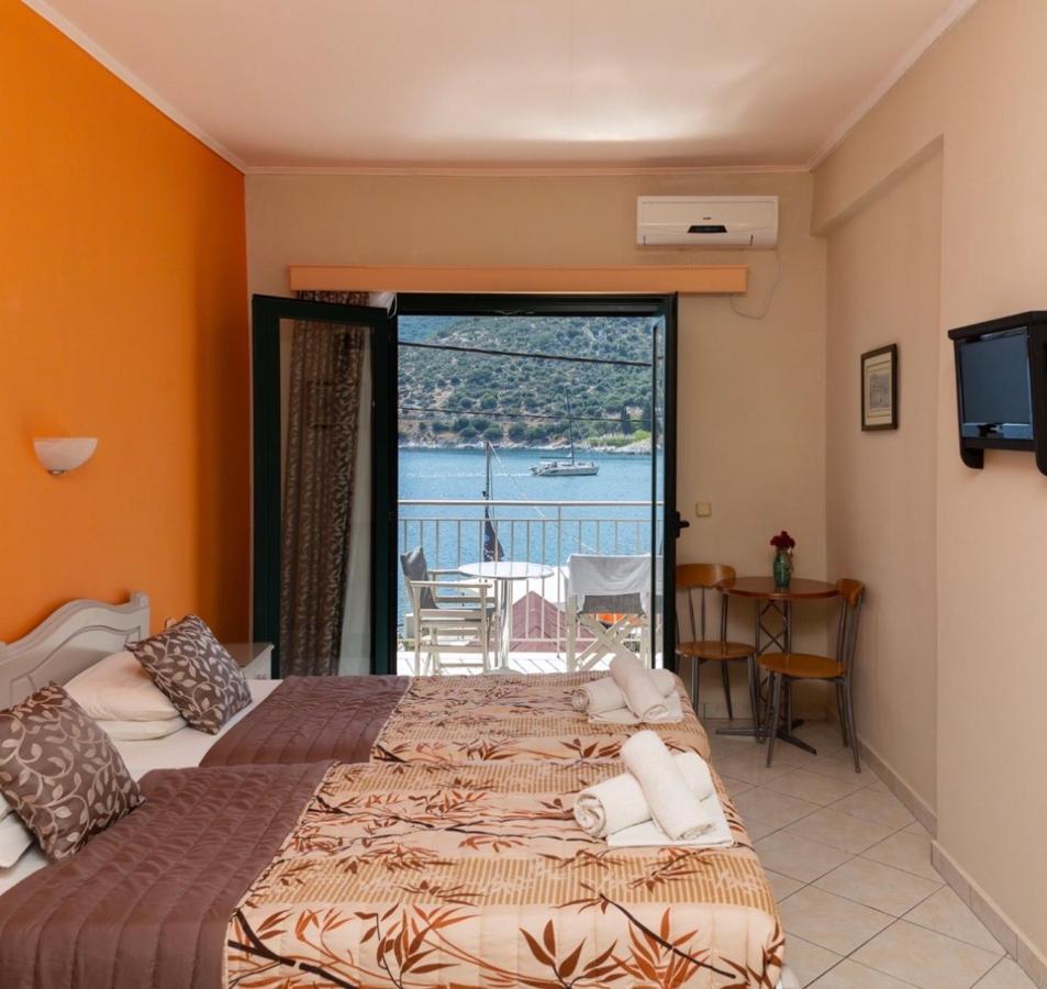 Poseidon Apartments Agia Efimia Екстериор снимка